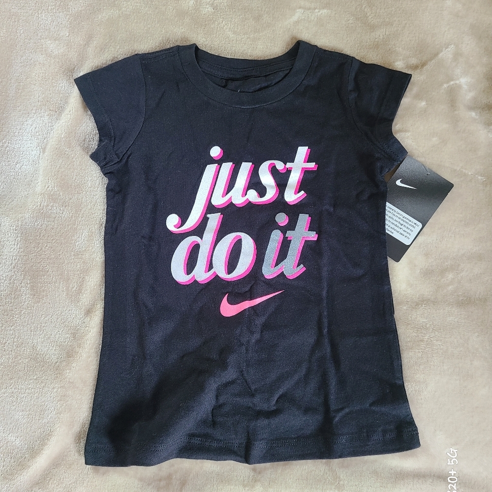 NWT Toddler Nike shirt